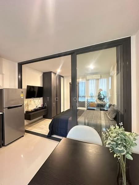 XT Huaikhwang, Bangkok, 244 Ratchadaphisek Road, Huai Khwang, Bangkok, 1 Bedroom, 32 sqm, Condo For Rent, by Pitchocha Kiatsinpon, 500489140 - DDproperty.com