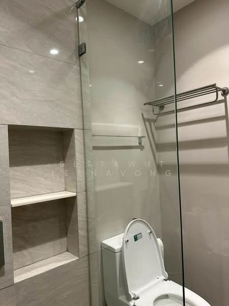 Maru Ekkamai 2, Bangkok, 70-5 Sukhumvit 63 Road, Phra Kanong Nua, Watthana, Bangkok, 1 Bedroom, 30 sqm, Condo For Rent, by Settawut Leenavong, 500489177 - DDproperty.com
