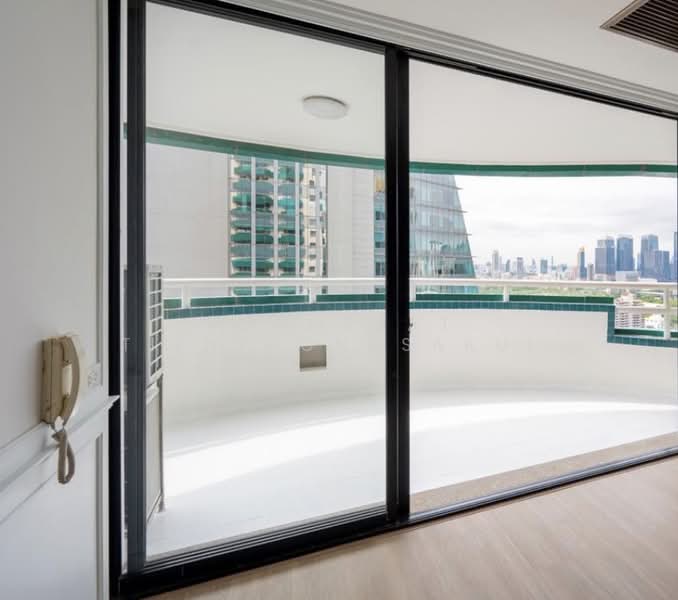 Las Colinas, Bangkok, Sukhumvit 21 Road, Khlongtoei Nua, Watthana, Bangkok, 3 Bedrooms, 240 sqm, Condo For Sale, by Poomphat Tienthongsakul, 500489192 - DDproperty.com