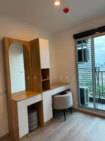 Elio Sathorn-Wutthakat, Bangkok, Kanlapaphruek Road, Bangko, Chom Thong, Bangkok, 1 Bedroom, 35 sqm, Condo For Rent, by Agentbkk, 500489201 - DDproperty.com