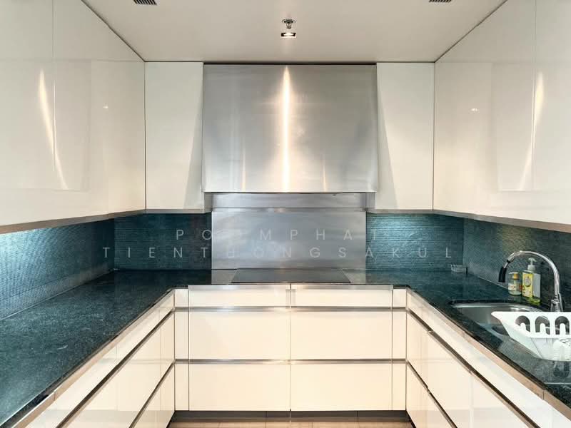 The Met Sathorn, Bangkok, 123 South Sathorn Road, Thung Maha Mek, Sathon, Bangkok, 3 Bedrooms, 197 sqm, Condo For Sale, by Poomphat Tienthongsakul, 500489219 - DDproperty.com