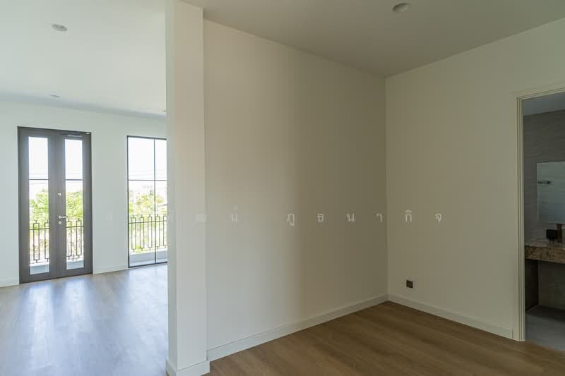 Portraitr Rama 9-New Krungthep Kreetha, Bangkok, 189 Kanchanaphisek Road, Saphan Sung, Bangkok, 4 Bedrooms, 303 sqm, Single Detached House For Sale, by สุรพัฒน์ ภูธนากิจ, 500489236 - DDproperty.com