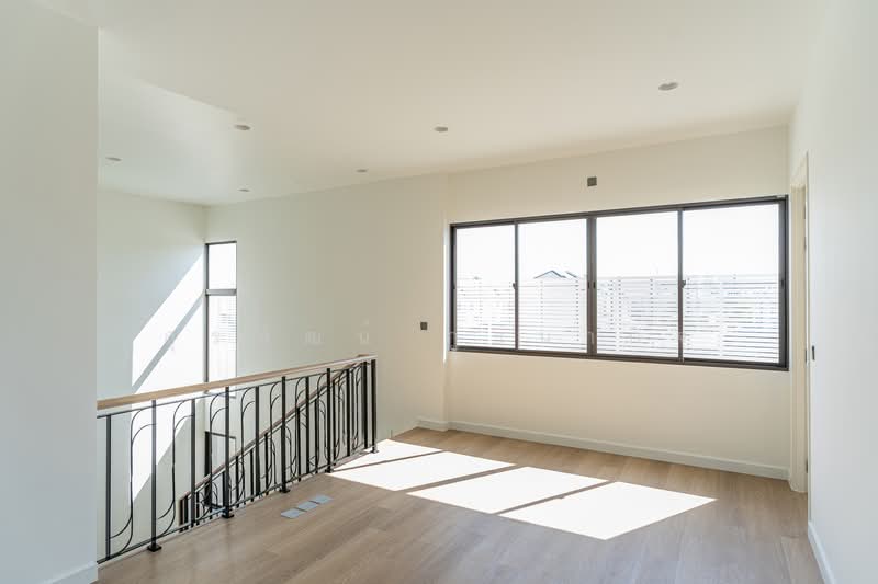Portraitr Rama 9-New Krungthep Kreetha, Bangkok, 189 Kanchanaphisek Road, Saphan Sung, Bangkok, 4 Bedrooms, 303 sqm, Single Detached House For Sale, by สุรพัฒน์ ภูธนากิจ, 500489236 - DDproperty.com