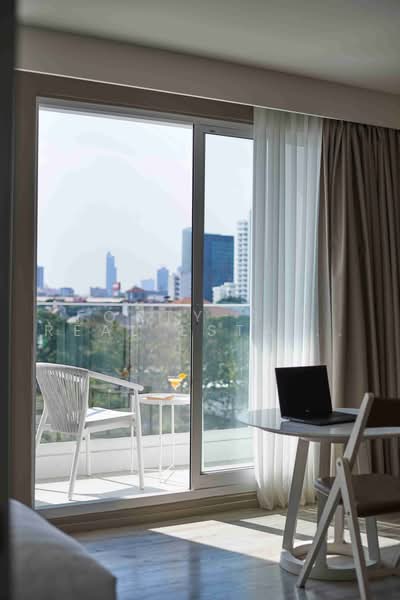 Premium Serviced Studio ให้เช่า ย่านเย็นอากาศ ใกล้ BTS ช่องนนทรี และ MRT ลุมพินี, Bangkok, Chong Nonsi, Yan Nawa, Bangkok, 1 Bedroom, 36 sqm, Villa For Rent, by Forty-Six Real Estate Group, 500489270 - DDproperty.com
