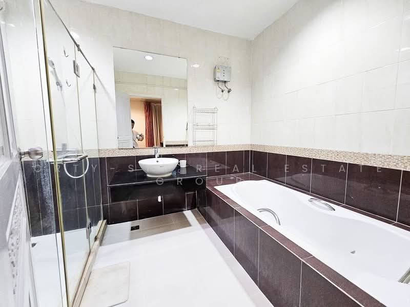 Baan Klang Krung Rama 3, Bangkok, Yan Nawa Road, Chong Nonsi, Yan Nawa, Bangkok, 3 Bedrooms, 250 sqm, Townhouse For Rent, by Forty-Six Real Estate Group, 500489310 - DDproperty.com