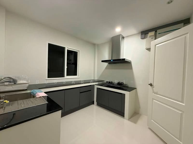 undefined, Bangkok, Khlong Song Ton Nun, Lat Krabang, Bangkok, 4 Bedrooms, 252 sqm, Single Detached House For Rent, by Bussara Sri-At, 500489321 - DDproperty.com
