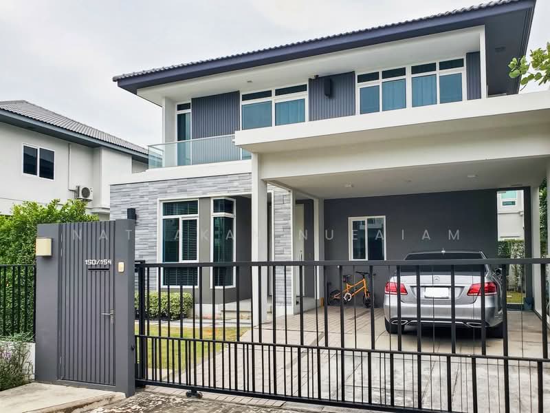 Mantana Motorway-New Krungthepkreetha, Bangkok, Phatthana Chonnabot 4 Road, Khlong Song Ton Nun, Lat Krabang, Bangkok, 4 Bedrooms, 185 sqm, Single Detached House For Sale, by Nattakan nueaiam, 500489344 - DDproperty.com