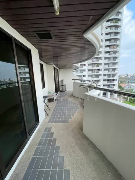 Floraville Condominium, Bangkok, 51 Pattanakarn, Suan Luang, Suan Luang, Bangkok, 2 Bedrooms, 90 sqm, Condo For Sale, by Homemark, 500489372 - DDproperty.com