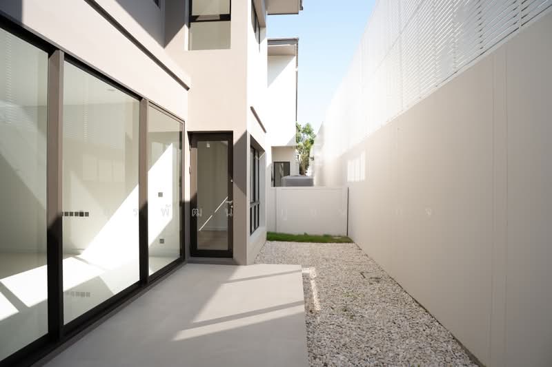 Portraitr Rama 9-New Krungthep Kreetha, Bangkok, 189 Kanchanaphisek Road, Saphan Sung, Bangkok, 4 Bedrooms, 367 sqm, Single Detached House For Sale, by สุรพัฒน์ ภูธนากิจ, 500489379 - DDproperty.com