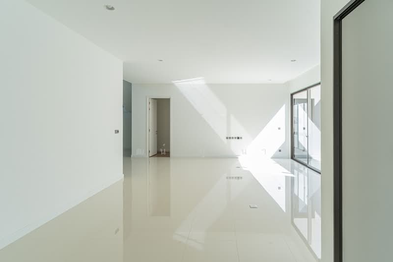 Portraitr Rama 9-New Krungthep Kreetha, Bangkok, 189 Kanchanaphisek Road, Saphan Sung, Bangkok, 4 Bedrooms, 367 sqm, Single Detached House For Sale, by สุรพัฒน์ ภูธนากิจ, 500489379 - DDproperty.com