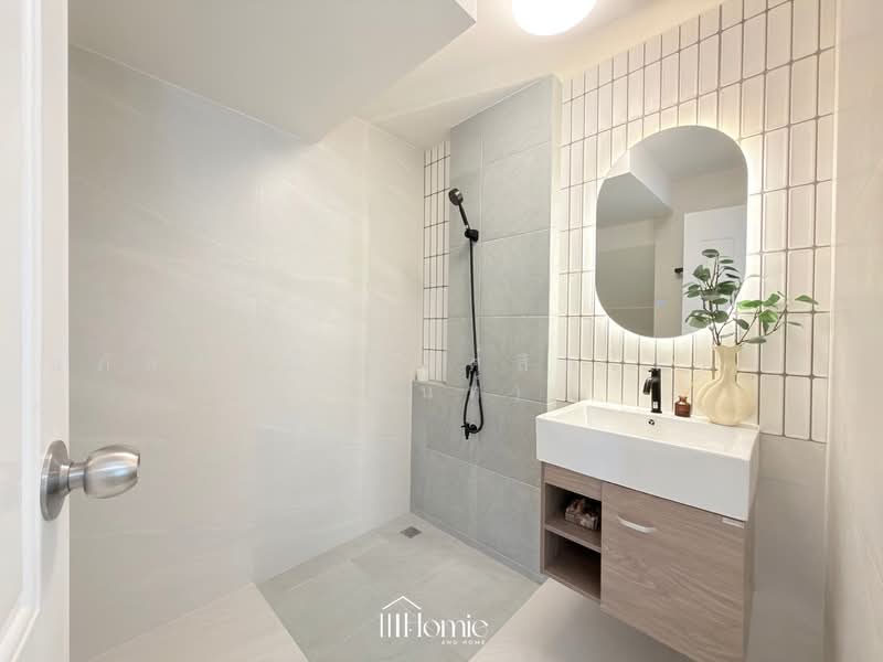 Baan Fah Piyarom - Lumlukka Klong 6, Pathum Thani, Lam Luk Ka Road, Khlong 6 (Exit), Bung Kham Proi, Lam Luk Ka, Pathum Thani, 4 Bedrooms, 120 sqm, Townhouse For Sale, by นภัสศรณ์ วงศ์สินไทยกร (นันท์), 500489401 - DDproperty.com