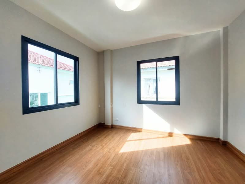 Neighborhome Watcharaphon, Bangkok, Sukhaphiban 5, Sam Wa Tawan Ok, Khlong Sam Wa, Bangkok, 4 Bedrooms, 157 sqm, Single Detached House For Sale, by เอนก, 500489409 - DDproperty.com