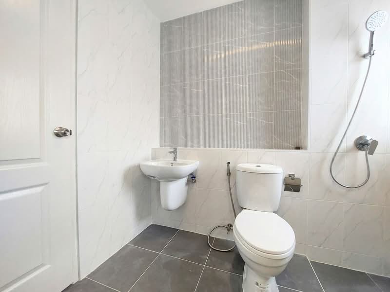 Neighborhome Watcharaphon, Bangkok, Sukhaphiban 5, Sam Wa Tawan Ok, Khlong Sam Wa, Bangkok, 4 Bedrooms, 157 sqm, Single Detached House For Sale, by เอนก, 500489409 - DDproperty.com