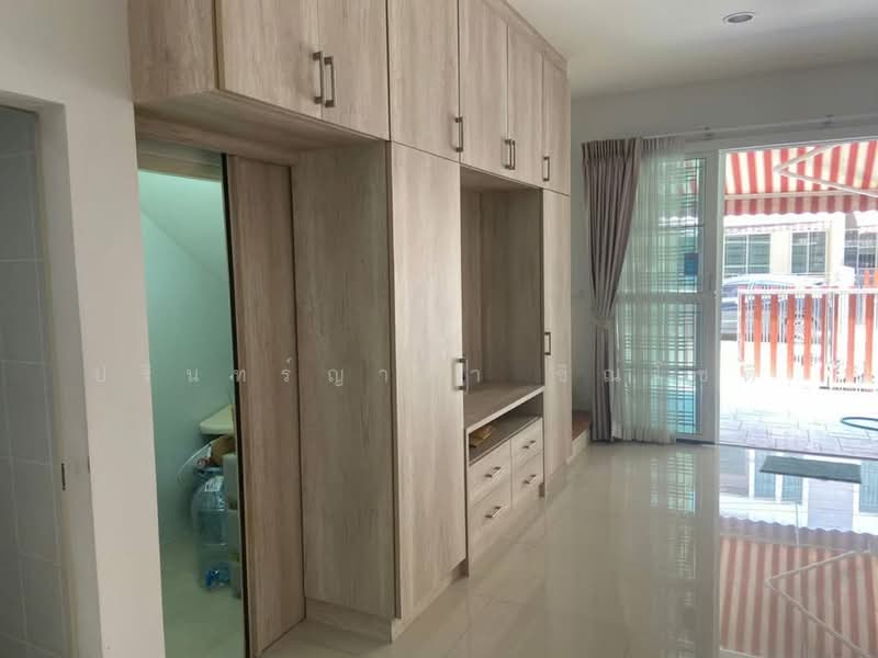 Baan Klang Muang Sathorn-Taksin 2, Bangkok, Kanlapaphruek Road, Bangko, Chom Thong, Bangkok, 3 Bedrooms, 167 sqm, Townhouse For Rent, by ปรินทร์ญาดา ชิณโชติ, 500489420 - DDproperty.com