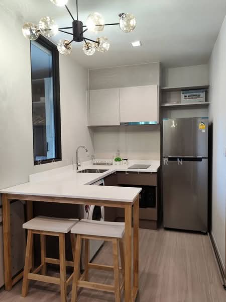 Life Sathorn Sierra, Bangkok, Ratchaphruek Rd, Talat Plu, Thon Buri, Bangkok, 1 Bedroom, 34 sqm, Condo For Rent, by Rattanaporn Khamlit, 500489462 - DDproperty.com