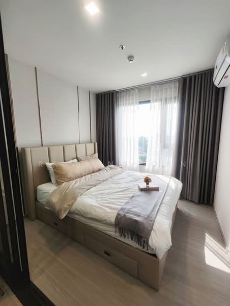 Life Sathorn Sierra, Bangkok, Ratchaphruek Rd, Talat Plu, Thon Buri, Bangkok, 1 Bedroom, 34 sqm, Condo For Rent, by Rattanaporn Khamlit, 500489462 - DDproperty.com