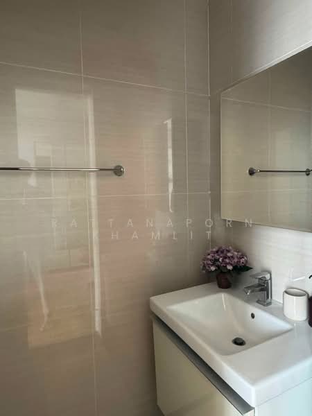 Park Origin Phrom Phong (Park 24), Bangkok, 68 Soi Sukhumvit 24, Khong Tan, Khlong Toei, Bangkok, 1 Bedroom, 30 sqm, Condo For Rent, by Rattanaporn Khamlit, 500489472 - DDproperty.com
