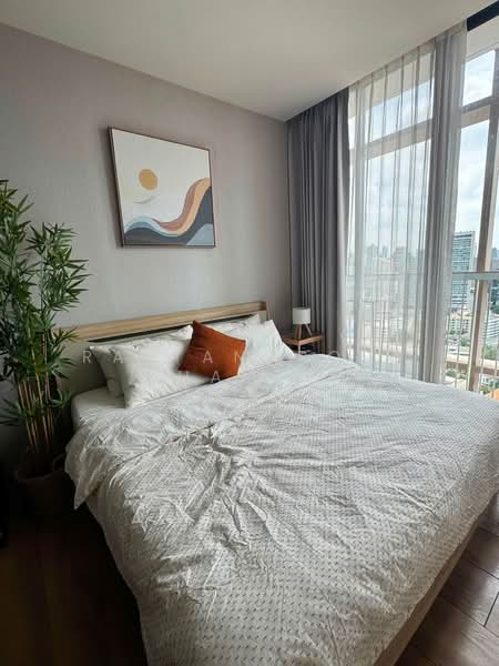 Park Origin Phrom Phong (Park 24), Bangkok, 68 Soi Sukhumvit 24, Khong Tan, Khlong Toei, Bangkok, 1 Bedroom, 30 sqm, Condo For Rent, by Rattanaporn Khamlit, 500489472 - DDproperty.com