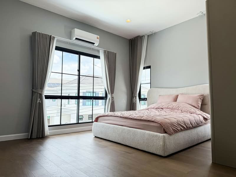 Setthasiri Don Mueang, Bangkok, 289 Soi Choet Wutthakat 9/1, Si Khan, Don Mueang, Bangkok, 5 Bedrooms, 383 sqm, Single Detached House For Rent, by Airada Parasarn, 500489497 - DDproperty.com
