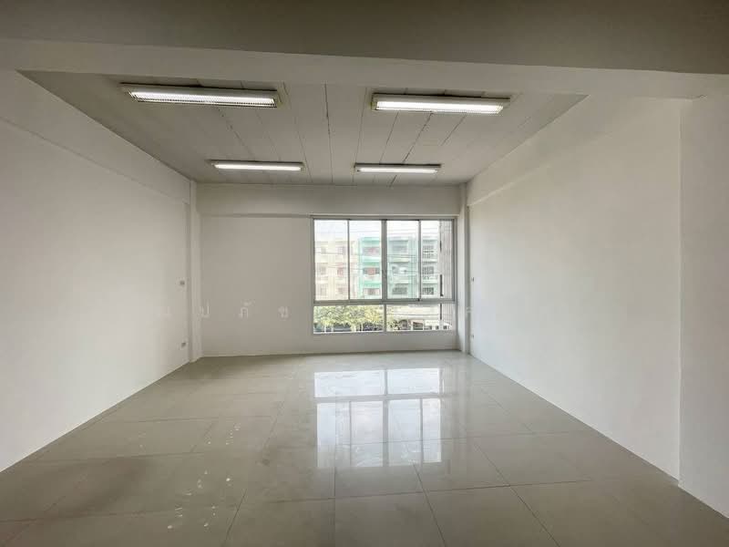 Commercial building For Rent at LaSalle, Bangkok, Bang Na, Bangkok, , 300 sqm, Office Space For Rent, by ณปภัช ธวงค์ไพ, 500489525 - DDproperty.com