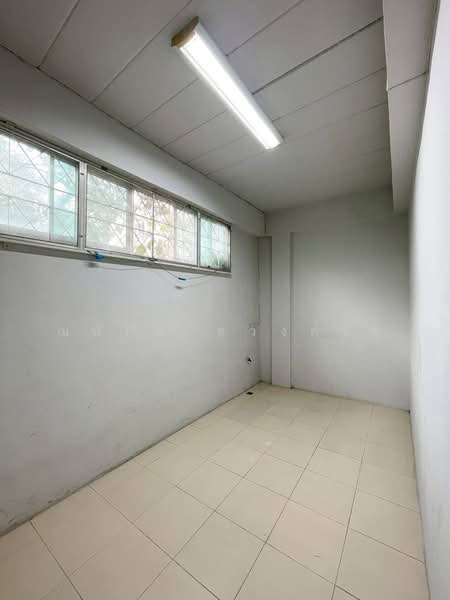 ให้เช่าอาคารพาณิชย์ 4 ชั้น ติดถนนลาซาล (สุขุมวิท 105) บางนา, กรุงเทพ, บางนา, กรุงเทพ, 300 ตร.ม., สำนักงาน ให้เช่า, โดย ณปภัช ธวงค์ไพ, 500489525 - DDproperty.com