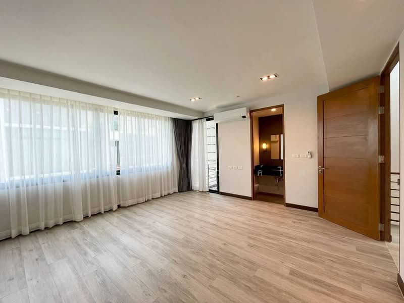 Home Office for Rent Srinakarin – Si Dan 11 (Bearing 68), Samut Prakan, Samrong Nua, Muang Samut Prakarn, Samut Prakan, 3 Bedrooms, 285 sqm, Townhouse For Rent, by ณปภัช ธวงค์ไพ, 500489533 - DDproperty.com