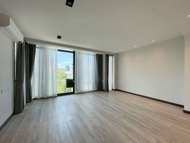 Home Office for Rent Srinakarin – Si Dan 11 (Bearing 68), Samut Prakan, Samrong Nua, Muang Samut Prakarn, Samut Prakan, 3 Bedrooms, 285 sqm, Townhouse For Rent, by ณปภัช ธวงค์ไพ, 500489533 - DDproperty.com