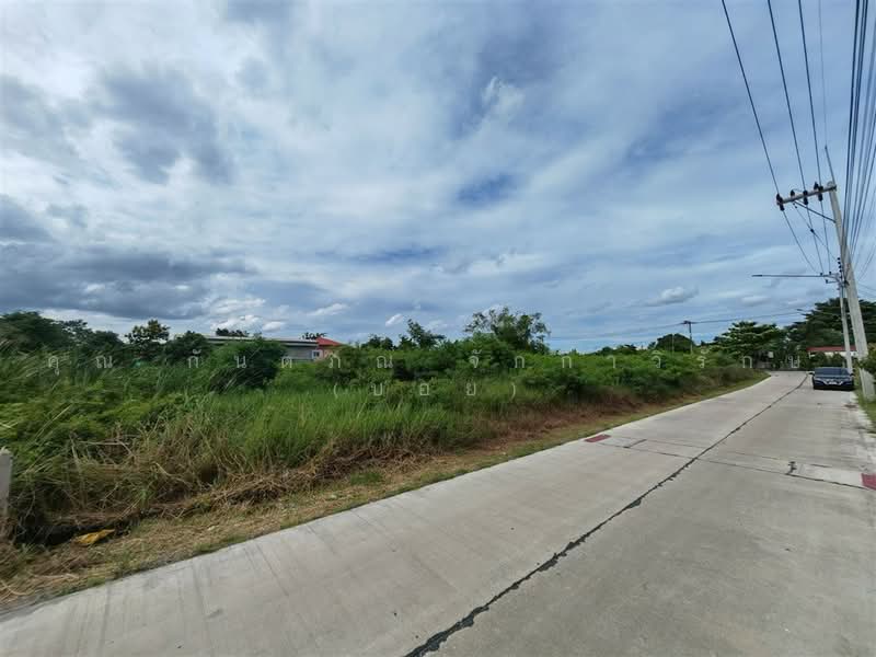 ที่ดินเปล่า 588 ตร.ว. ที่ดิน ใกล้สราญรมย์ รีสอร์ต ซอยบางกระทึก12/3 นครปฐม, นครปฐม, ถนนพุทธมณฑล สาย4, บางกระทึก, สามพราน, นครปฐม, 2,352 ตร.ม., ที่ดิน ขาย, โดย คุณ กันตภณ จักกาวิรักษ์ (บอย), 500489570 - DDproperty.com