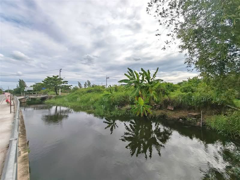 ที่ดินเปล่า 588 ตร.ว. ที่ดิน ใกล้สราญรมย์ รีสอร์ต ซอยบางกระทึก12/3 นครปฐม, นครปฐม, ถนนพุทธมณฑล สาย4, บางกระทึก, สามพราน, นครปฐม, 2,352 ตร.ม., ที่ดิน ขาย, โดย คุณ กันตภณ จักกาวิรักษ์ (บอย), 500489570 - DDproperty.com