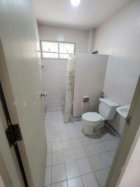 Flora Ville Park City Suwinthawong, Bangkok, Suwinthawong Road, Lam Phak Chi, Nong Chok, Bangkok, 3 Bedrooms, 160 sqm, Single Detached House For Sale, by ณัฐยา ศิริฐานนท์, 500489598 - DDproperty.com