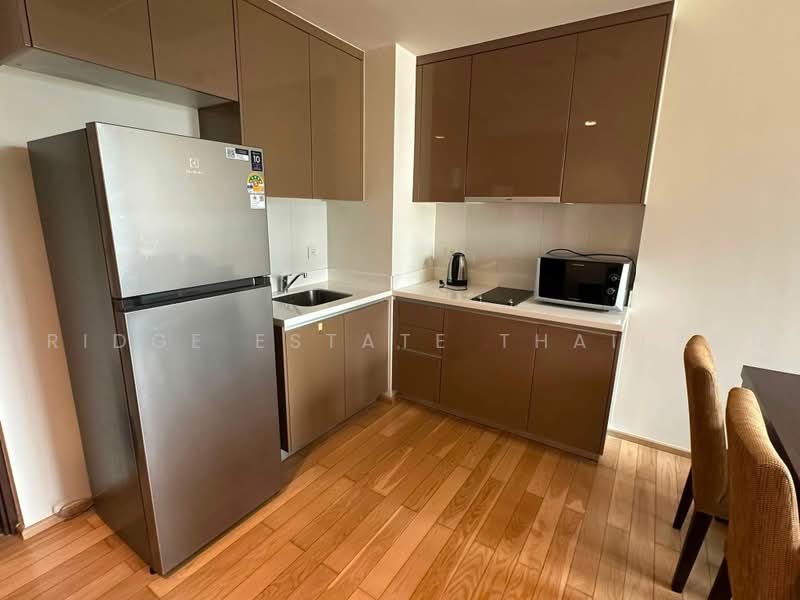 Siri At Sukhumvit, Bangkok, 902 Sukhumvit Road, Phra Kanong, Khlong Toei, Bangkok, 1 Bedroom, 52 sqm, Condo For Rent, by Bridge Estate Thailand, 500489604 - DDproperty.com