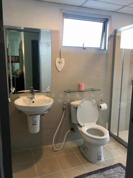 Supalai Park Ekkamai-Thonglor, Bangkok, Petchaburi Road, Bang Kapi, Huai Khwang, Bangkok, 2 Bedrooms, 70 sqm, Condo For Rent, by Sansern Na Patthalung, 500489610 - DDproperty.com