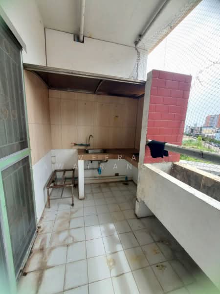 Country Complex Bangna, Bangkok, Sanpawut Road, Bang Na, Bangkok, Studio, 38 sqm, Condo For Sale, by Veera Sawatrangsri, 500489634 - DDproperty.com
