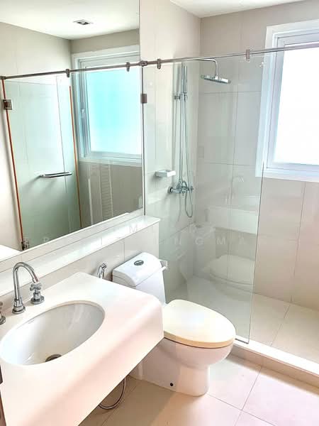 Ivy Sathorn 10 : ไอวี่ สาทร 10, กรุงเทพ, 88 ซอยสาทร 12 ถนนสาทร, สีลม, บางรัก, กรุงเทพ, 75 ตร.ม., คอนโด ขาย, โดย Pimlada Lertritrungmanee, 500489682 - DDproperty.com