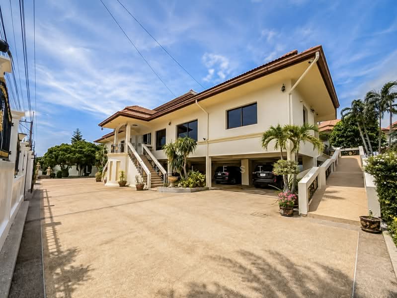 1 rai 6 Bed Pool Villa for Sale Thung Klom Tan Man East Pattaya, Chon Buri (Pattaya), Bang Lamung, Bang Lamung (Pattaya), Chon Buri (Pattaya), 6 Bedrooms, 950 sqm, Villa For Sale, by PLC real estate, 500489701 - DDproperty.com