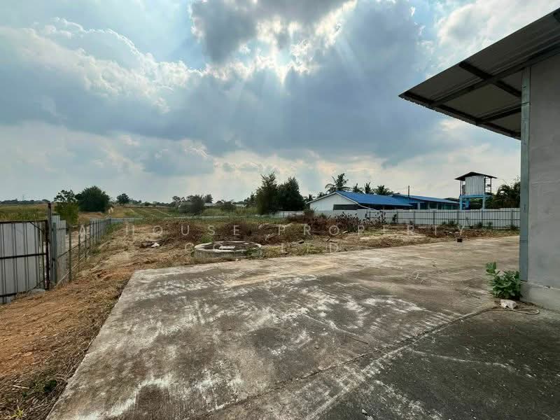 Land with existing buildings for sale in Khao Khansong, Sriracha, Chon Buri (Pattaya), Khao Khan Song, Si Racha, Chon Buri (Pattaya), , 4,800 sqm, Land For Sale, by A House Property Co.,Ltd., 500489723 - DDproperty.com