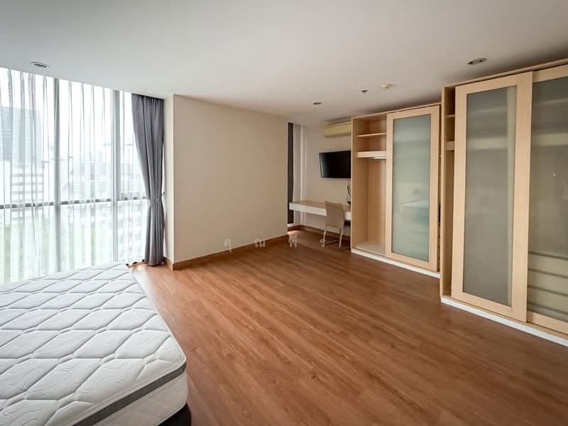 UP Ekamai, Bangkok, Soi Sukhumvit 63, Khlong Tan Nua, Watthana, Bangkok, 1 Bedroom, 59 sqm, Condo For Sale, by คุณพีร์, 500489724 - DDproperty.com