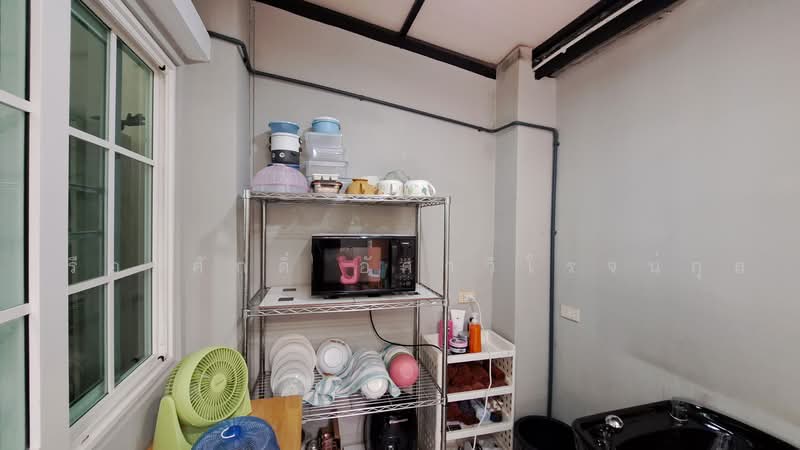โกลเด้นทาวน์ วิภาวดี-แจ้งวัฒนะ, Bangkok, Thung Song Hong, Lak Si, Bangkok, 4 Bedrooms, 117 sqm, Townhouse For Sale, by เรืองศักดิ์ อัศววิโรจน์กุล, 500489737 - DDproperty.com