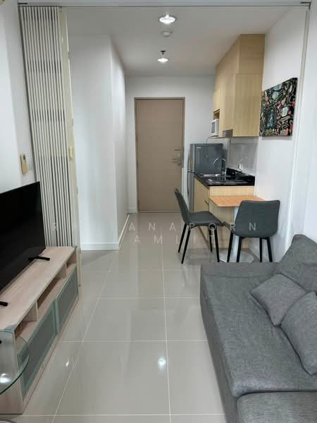 IDEO Ratchada-Huaikwang, Bangkok, 62 Pracharajbumpen Road, Huai Khwang, Bangkok, 1 Bedroom, 35 sqm, Condo For Rent, by Rattanaporn Khamlit, 500489759 - DDproperty.com