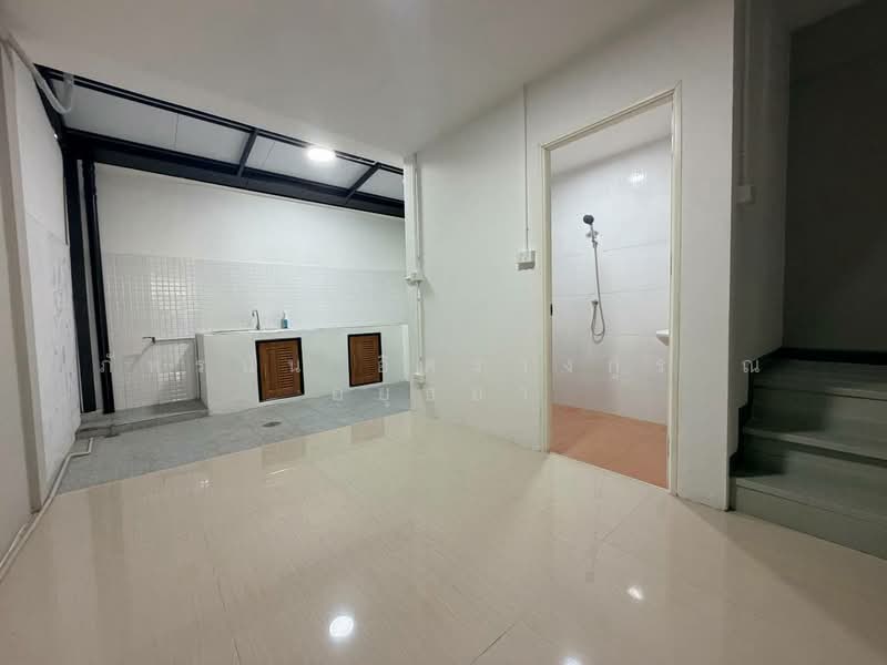 Baan Ranee 2, Bangkok, Chorake Bua, Lat Phrao, Bangkok, 2 Bedrooms, 68 sqm, Townhouse For Sale, by ภัทรนัน อิศรางกูร ณ อยุธยา, 500489760 - DDproperty.com
