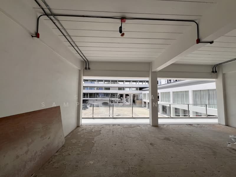 Space for rent Ekkamai, Sukhumvit, Bangkok, Khlong Tan Nua, Watthana, Bangkok, , 24 sqm, Retail Space For Rent, by Sumitara Sampattavanija, 500489762 - DDproperty.com