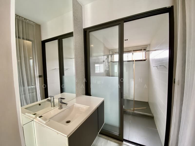 Landmark Ekamai-Ramindra, Bangkok, Sukhonthasawat Road, Lat Phrao, Bangkok, 3 Bedrooms, 168 sqm, Townhouse For Rent, by Thananthorn Wongvarnkaseam, 500489780 - DDproperty.com