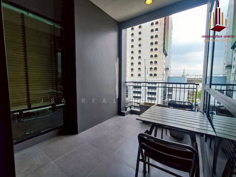 The Capital Ekamai-Thonglor, Bangkok, 2898 New Petchaburi Rd, Bang Kapi, Huai Khwang, Bangkok, 4 Bedrooms, 200 sqm, Condo For Rent, by JSA REAL ESTATE, 500489784 - DDproperty.com