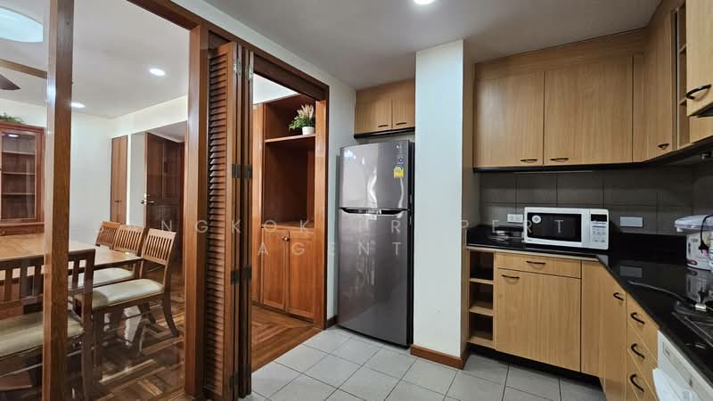 Ma Peng Seng Apartment, Bangkok, Soi Sukhumvit 31, Khlongtoei Nua, Watthana, Bangkok, 2 Bedrooms, 180 sqm, Apartment For Rent, by BANGKOK PROPERTY AGENTS, 500489803 - DDproperty.com