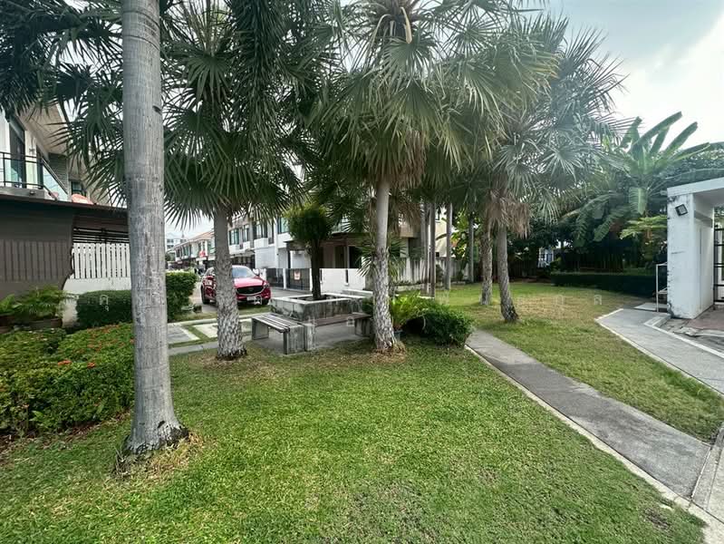 Bann Pieamsuk Bearing, Samut Prakan, Soi Bearing 48, Samrong Nua, Muang Samut Prakarn, Samut Prakan, 3 Bedrooms, 120 sqm, Townhouse For Sale, by คุณ จิดาภา พันธุกุล (แอม), 500489817 - DDproperty.com