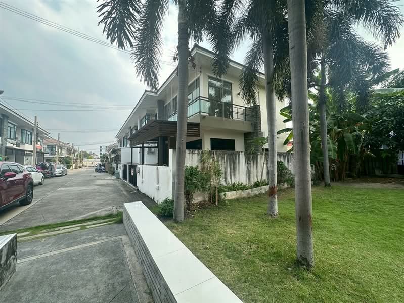 Bann Pieamsuk Bearing, Samut Prakan, Soi Bearing 48, Samrong Nua, Muang Samut Prakarn, Samut Prakan, 3 Bedrooms, 120 sqm, Townhouse For Sale, by คุณ จิดาภา พันธุกุล (แอม), 500489817 - DDproperty.com