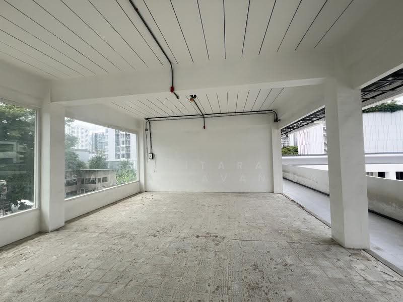 พื้นที่ให้เช่า เอกมัย สุขุมวิท : Space for rent Ekkamai, Sukhumvit, กรุงเทพ, คลองตันเหนือ, วัฒนา, กรุงเทพ, 24 ตร.ม., พื้นที่ขายของ ให้เช่า, โดย Sumitara Sampattavanija, 500489835 - DDproperty.com