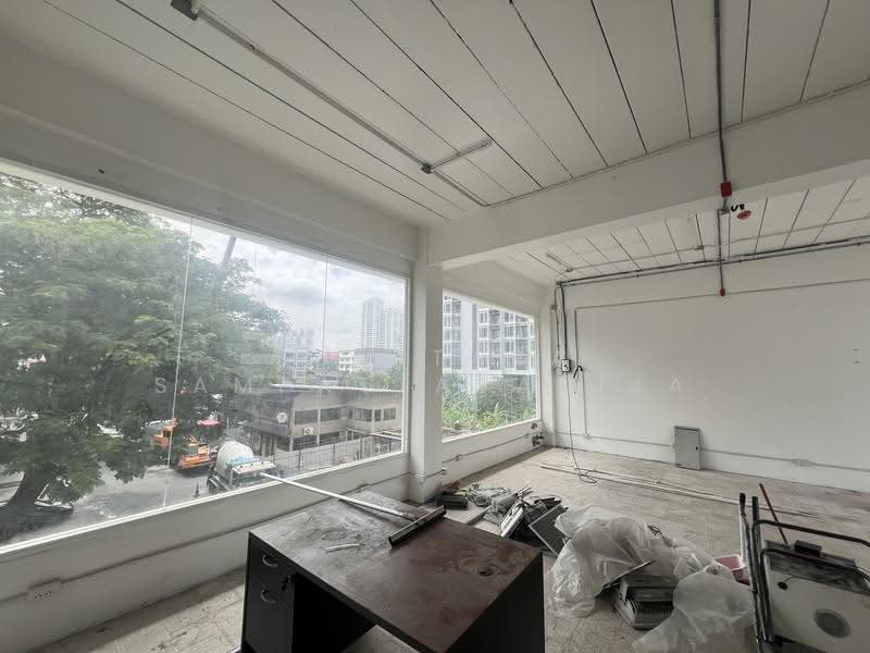 Space for rent Ekkamai, Sukhumvit, Bangkok, Khlong Tan Nua, Watthana, Bangkok, , 24 sqm, Retail Space For Rent, by Sumitara Sampattavanija, 500489835 - DDproperty.com