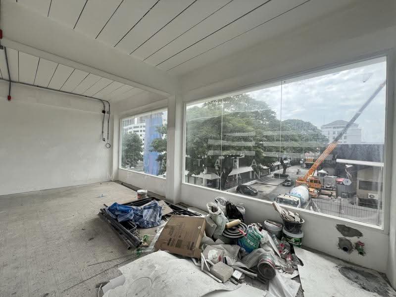 พื้นที่ให้เช่า เอกมัย สุขุมวิท : Space for rent Ekkamai, Sukhumvit, กรุงเทพ, คลองตันเหนือ, วัฒนา, กรุงเทพ, 24 ตร.ม., พื้นที่ขายของ ให้เช่า, โดย Sumitara Sampattavanija, 500489835 - DDproperty.com