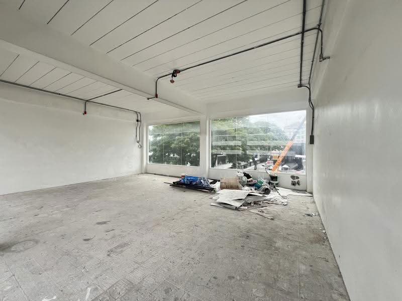Space for rent Ekkamai, Sukhumvit, Bangkok, Khlong Tan Nua, Watthana, Bangkok, , 24 sqm, Retail Space For Rent, by Sumitara Sampattavanija, 500489835 - DDproperty.com